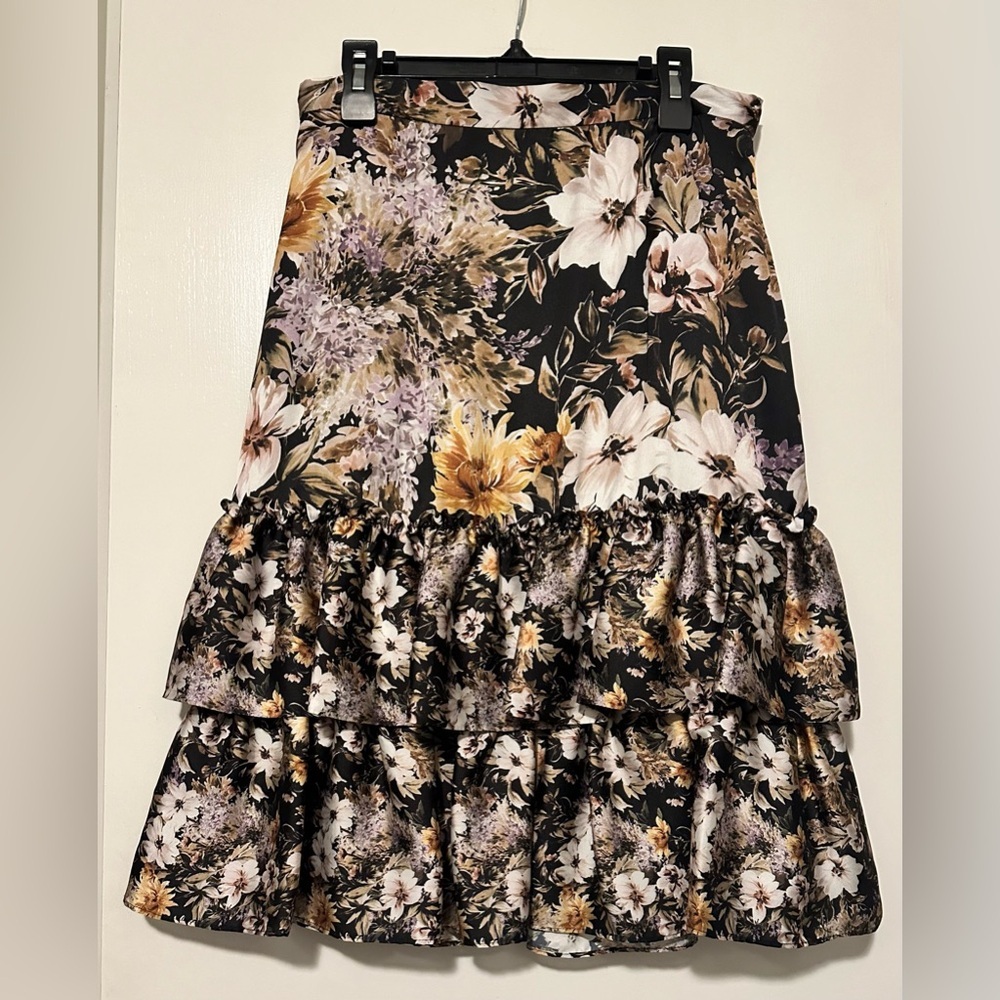 NWT Antonio Melani Quinn floral a line ruffle tiered knee length skirts size 2 - Picture 3 of 8